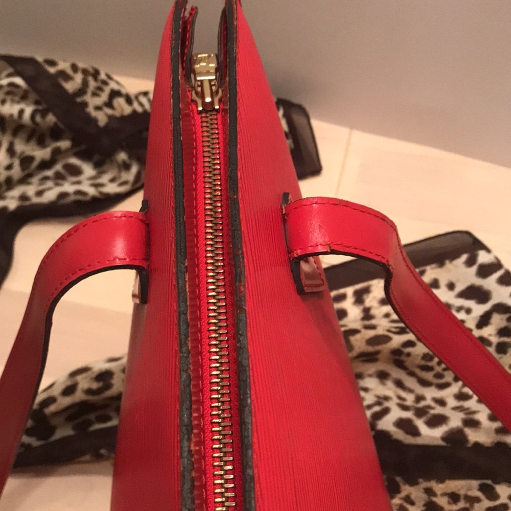 🎉HP🎉 Sale! Louis Vuitton Epi Saint Jacques GM Castillan Tote # AS0926 - Picture 14 of 17
